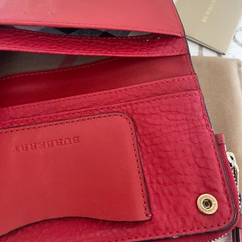 Burberry Leather canvas Wallet